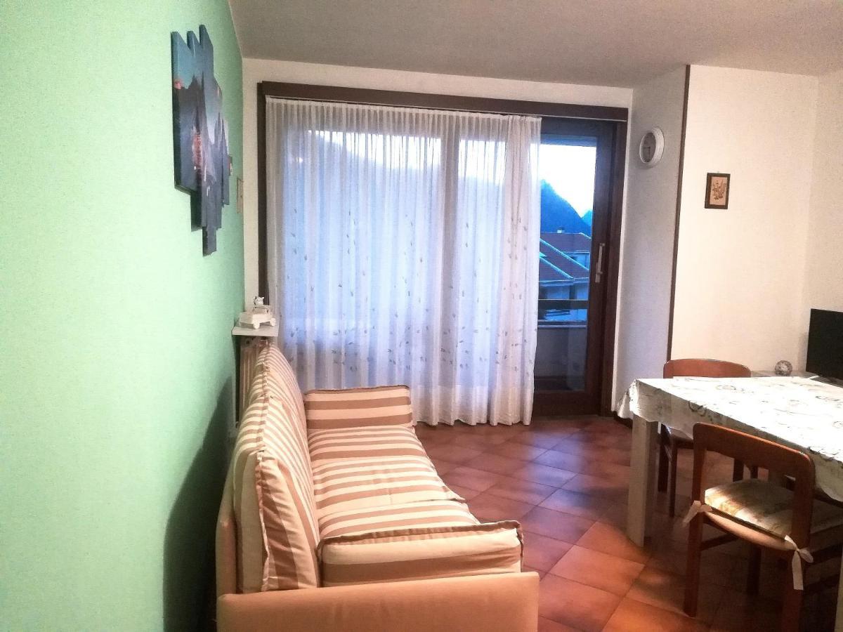 Appartamento Valsassina Rent Introbio Esterno foto