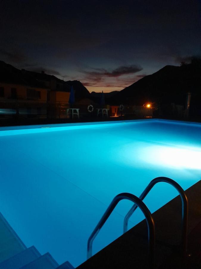 Appartamento Valsassina Rent Introbio Esterno foto
