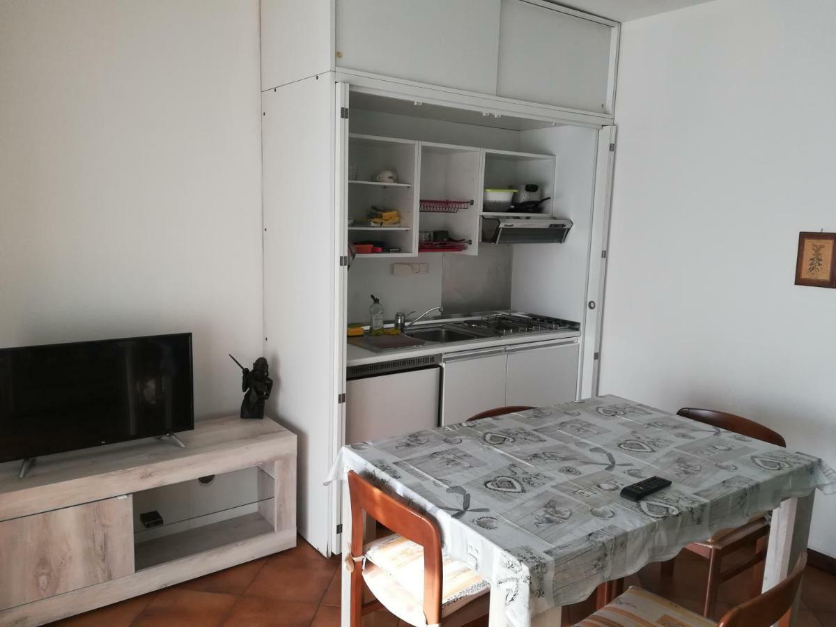 Appartamento Valsassina Rent Introbio Esterno foto