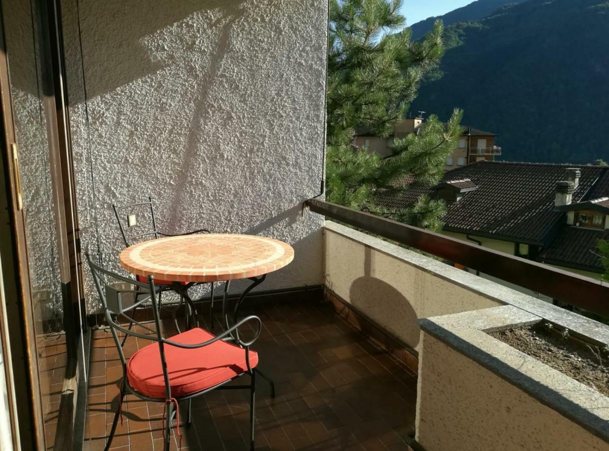 Appartamento Valsassina Rent Introbio Esterno foto